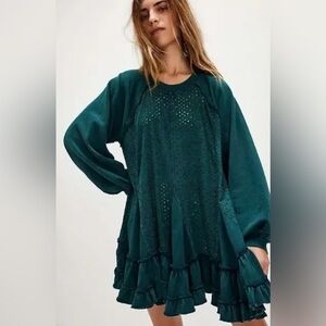 NWT Free People Eva Sweatshirt- Emerald Green Ruffled Long-Sleeve - Medium